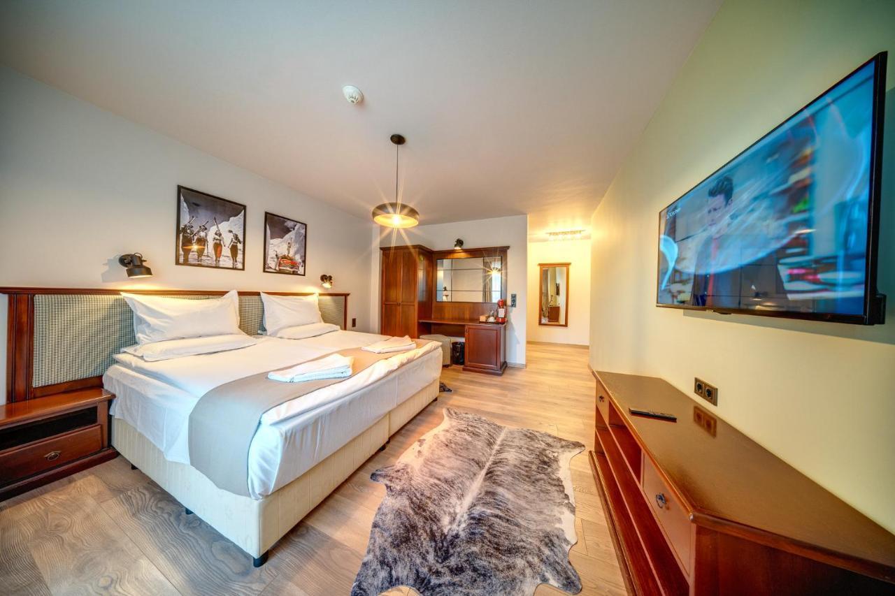 Mountain Lake Hotel Smolyan Ngoại thất bức ảnh