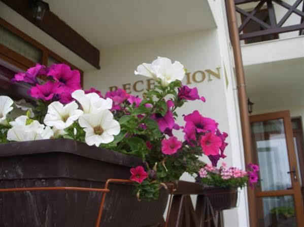 Mountain Lake Hotel Smolyan Ngoại thất bức ảnh